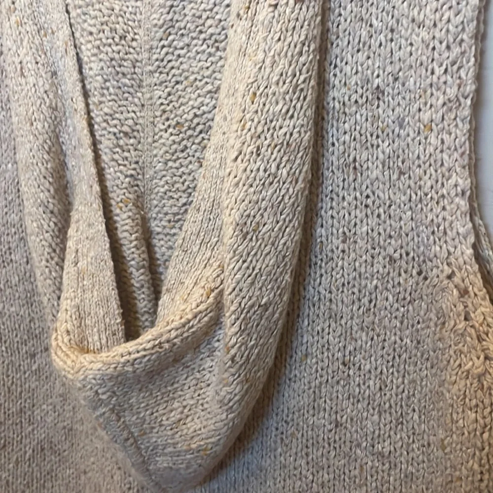 Talbots Made In Italy Wool hooded Vest!  Medium